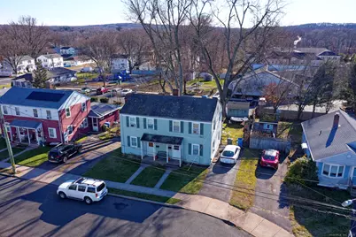 43 Pioneer Circle, Manchester, CT 06040 - Photo 1