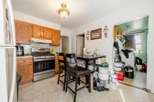 165 Foster St, Meriden, CT 06451 - Photo 13