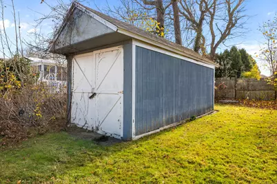 35 Pine Street, Waterford, CT 06385 - Photo 19