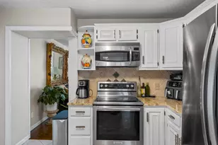 8 Glenview Rd, Sherman, CT 06784 - Photo 11