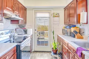 701 Bucks Hl Rd, Waterbury, CT 06704 - Photo 5