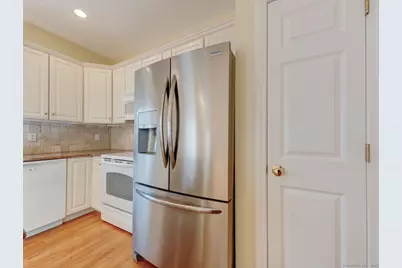 74 Brookview Place #74, Southington, CT 06479 - Photo 13