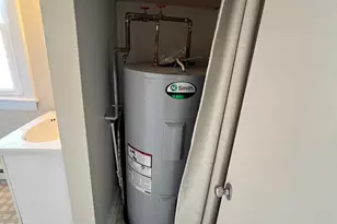 17 Roosevelt Ave, Stonington, CT 06355 - Photo 7