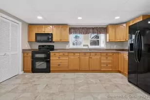 147 N Wawecus Hill Rd, Norwich, CT 06360 - Photo 21