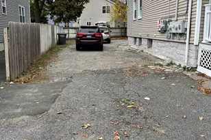 1199 Iranistan Ave, Bridgeport, CT 06605 - Photo 5