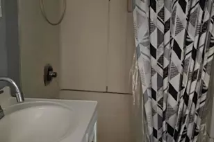 274 Park St, Bridgeport, CT 06608 - Photo 13