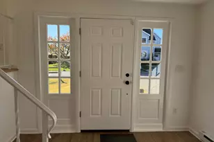 15 Sunwich Rd, Norwalk, CT 06853 - Photo 5