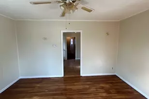 90 Chapman St, Windham, CT 06226 - Photo 5