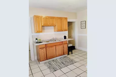 83 Colebrook Street, Hartford, CT 06112 - Photo 9