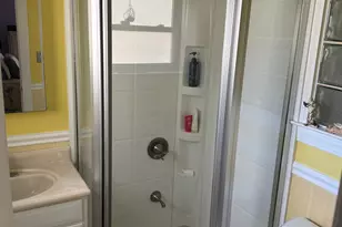 720 Queen St, Bridgeport, CT 06606 - Photo 33