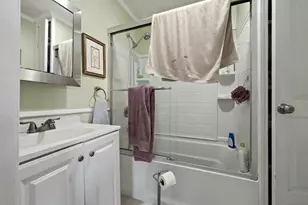 720 Queen St, Bridgeport, CT 06606 - Photo 23