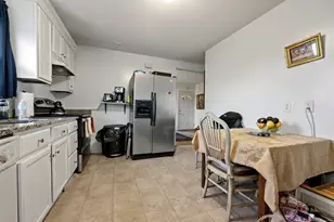 720 Queen St, Bridgeport, CT 06606 - Photo 9