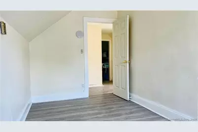 45 Warrenton Avenue, Hartford, CT 06105 - Photo 11