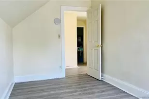 45 Warrenton Ave, Hartford, CT 06105 - Photo 11