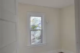 45 Warrenton Ave, Hartford, CT 06105 - Photo 5