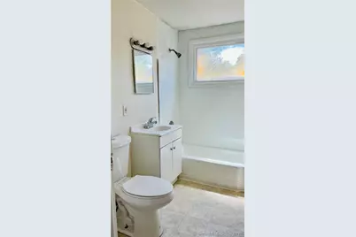 45 Warrenton Avenue, Hartford, CT 06105 - Photo 7