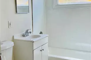 45 Warrenton Ave, Hartford, CT 06105 - Photo 7