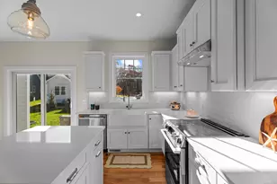 7 Ivy Hl Rd, Waterford, CT 06385 - Photo 5