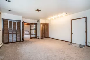 148 King Philip Dr, West Hartford, CT 06117 - Photo 21