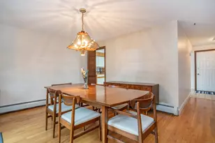 148 King Philip Dr, West Hartford, CT 06117 - Photo 19