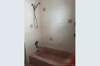 87 Grandview Terrace, Hartford, CT 06114 - Photo 7