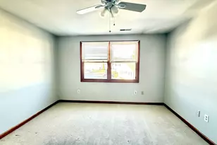 4 Persimmon Ln, Glastonbury, CT 06033 - Photo 9