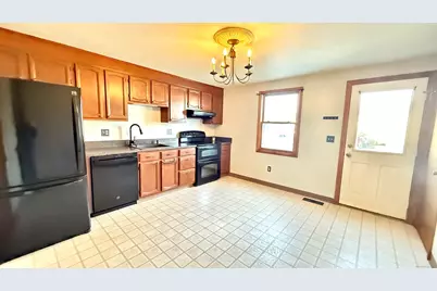 4 Persimmon Lane #4, Glastonbury, CT 06033 - Photo 5