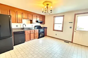 4 Persimmon Ln, Glastonbury, CT 06033 - Photo 5