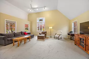 141 Birchwood Dr, Hamden, CT 06518 - Photo 15