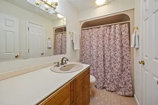 141 Birchwood Dr, Hamden, CT 06518 - Photo 23