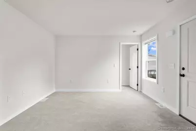 55 Sugar Street #33, Newtown, CT 06470 - Photo 9