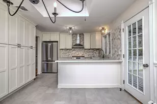 7 Deerfield Dr, Newtown, CT 06482 - Photo 9