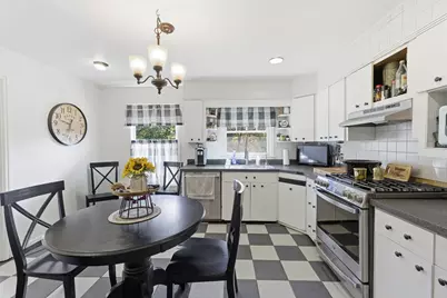 78 Trinity Pass, Stamford, CT 06903 - Photo 3