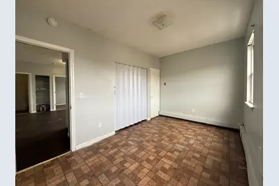 132 Locust Street #13, Waterbury, CT 06704 - Photo 7