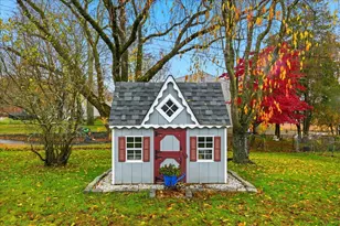 7 Barn Rd, Ledyard, CT 06339 - Photo 3