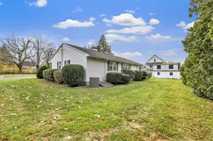 80 North St, Seymour, CT 06483 - Photo 35