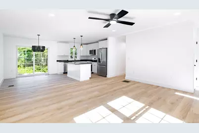 176 Rockwell Avenue, Bristol, CT 06010 - Photo 7