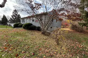 24 Clayton Rd, Danbury, CT 06811 - Photo 21