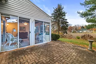 3 Sandgate Cir, Madison, CT 06443 - Photo 3