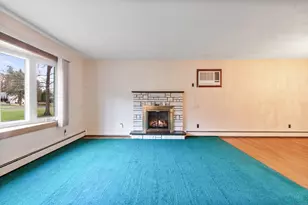 1 Indian Hill Ln, New Fairfield, CT 06812 - Photo 9