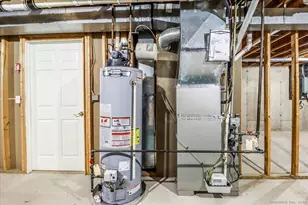 25 St George Pl, Newtown, CT 06482 - Photo 33