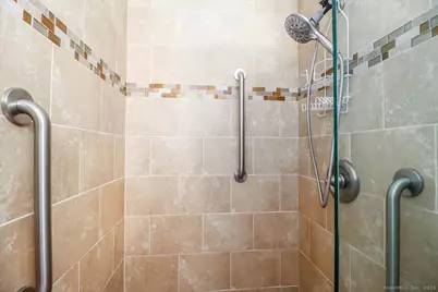 25 St George Place, Newtown, CT 06482 - Photo 13