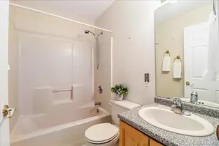 25 St George Pl, Newtown, CT 06482 - Photo 23