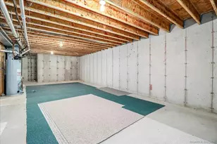 25 St George Pl, Newtown, CT 06482 - Photo 31