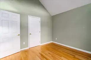 25 St George Pl, Newtown, CT 06482 - Photo 11