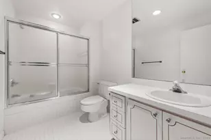 3200 Park Ave, Bridgeport, CT 06604 - Photo 13