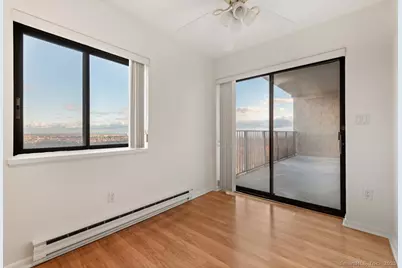 3200 Park Avenue #11E2, Bridgeport, CT 06604 - Photo 27