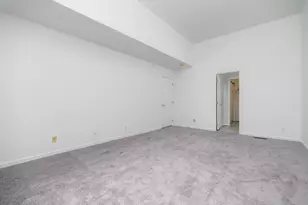 170 Forest St, Stamford, CT 06901 - Photo 15