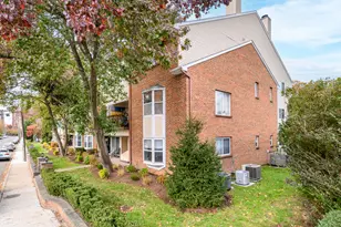 170 Forest St, Stamford, CT 06901 - Photo 3