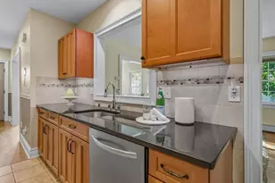 217 Huntington Rd, Stratford, CT 06614 - Photo 15